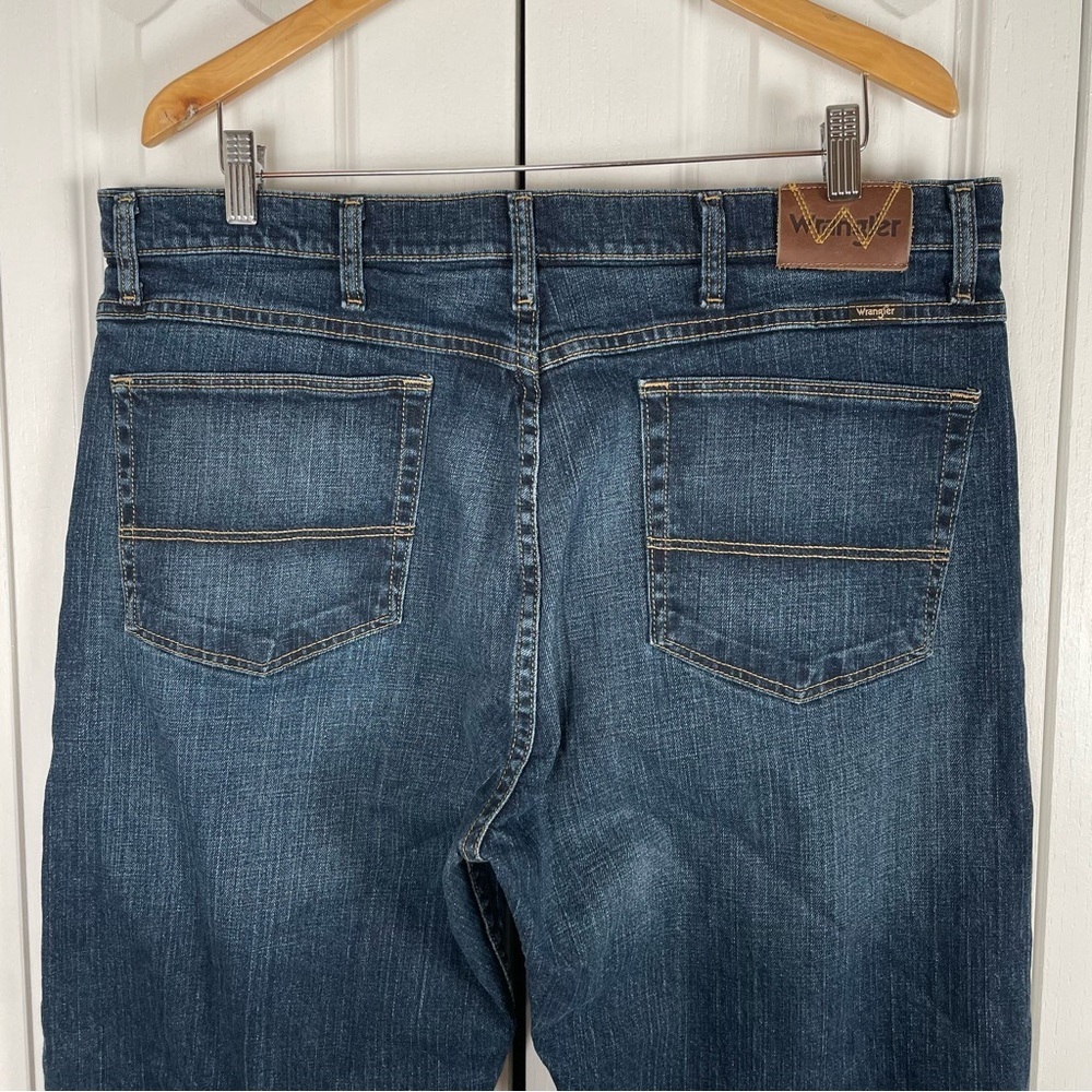 Wrangler Jeans Men’s 38x29 Blue Denim Advance Comfort Straight Stretch Casual - Picture 7 of 15
